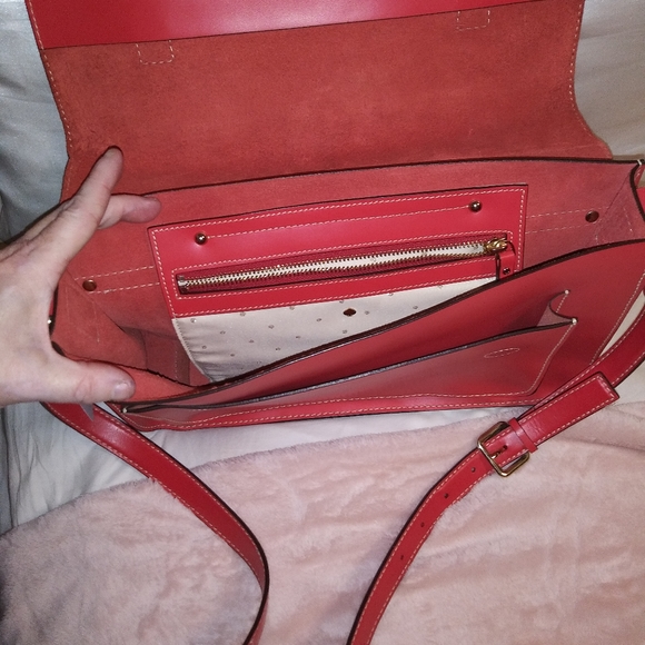 kate spade red satchel style smooth leather UNIQUE!!! - Picture 3 of 16